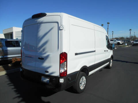 2022 Ford E-Transit