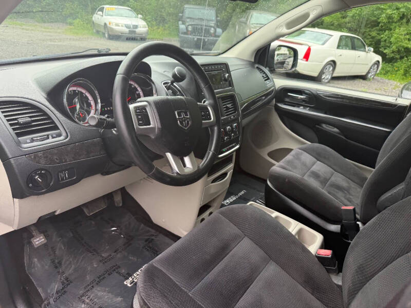 2014 Dodge Grand Caravan SE 30th Anniversary