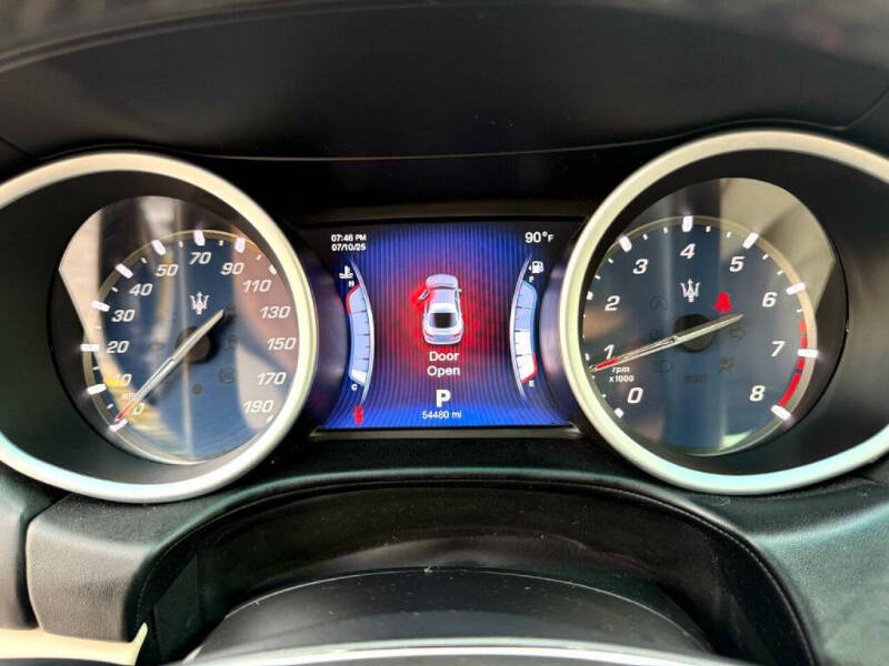 2015 Maserati Ghibli