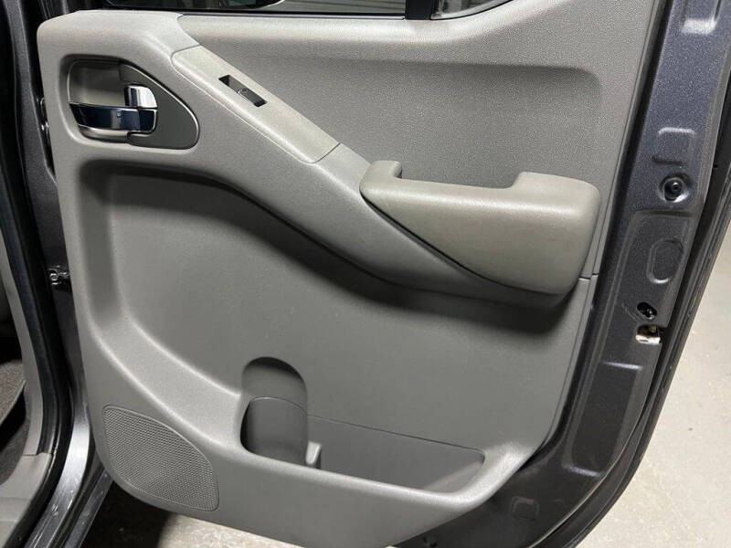 2021 Nissan Frontier SV