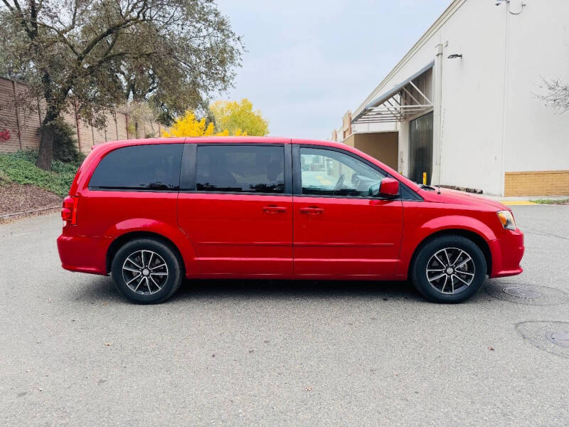 2016 Dodge Grand Caravan R/T