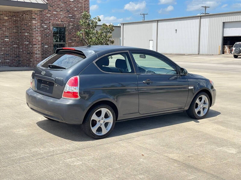 2009 Hyundai Accent SE