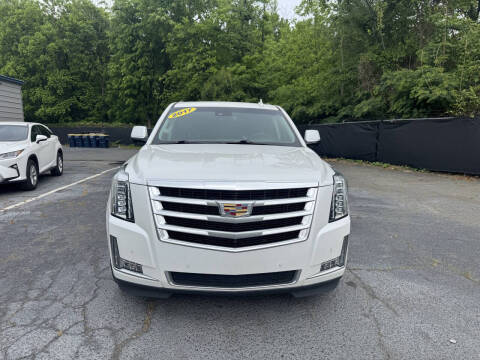 2017 Cadillac Escalade Luxury