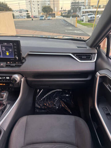 2021 Toyota RAV4 Prime SE