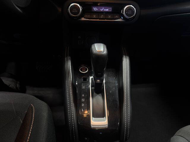 2020 Nissan Kicks SR