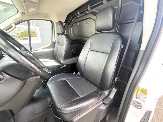 2023 Ford Transit