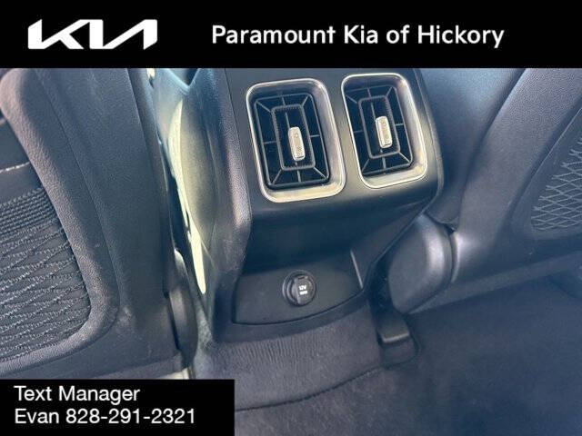 2024 Kia Sorento LX