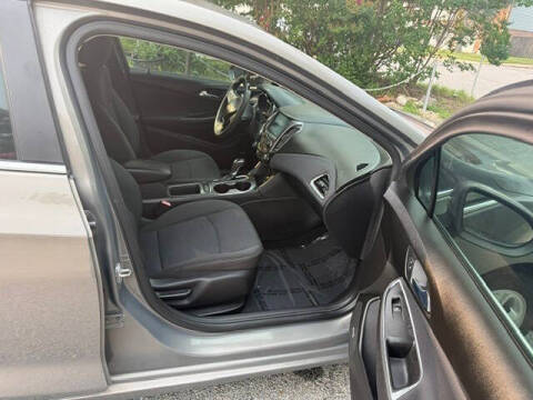 2017 Chevrolet Cruze LT Auto