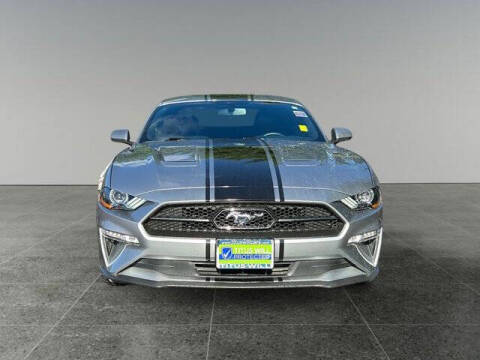 2020 Ford Mustang EcoBoost