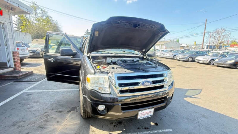 2011 Ford Expedition XLT