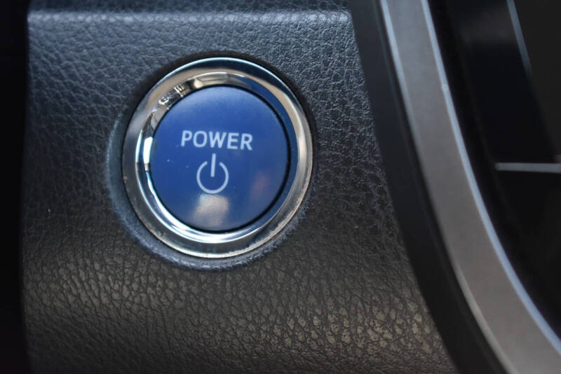 2018 Toyota Camry Hybrid XLE