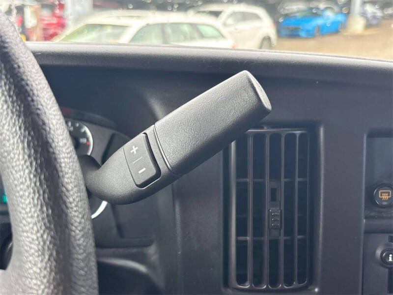 2022 Chevrolet Express LT 3500