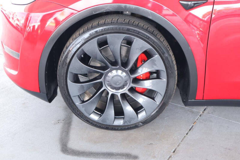 2023 Tesla Model Y Performance