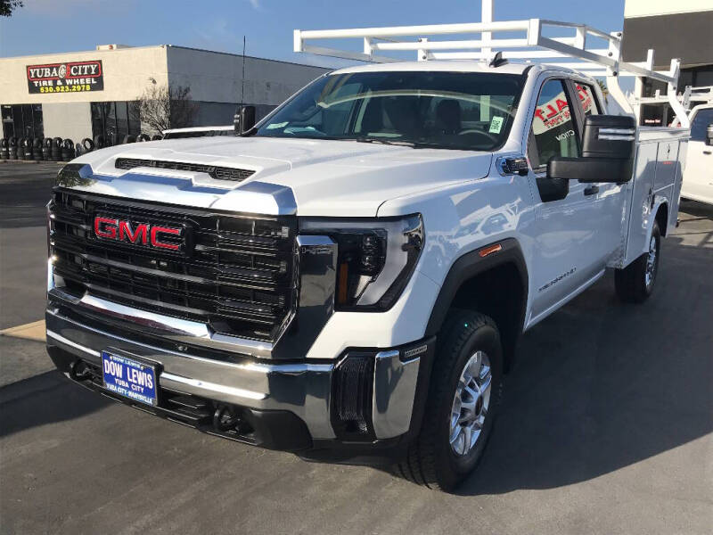 2026 GMC Sierra 2500HD Pro's photo