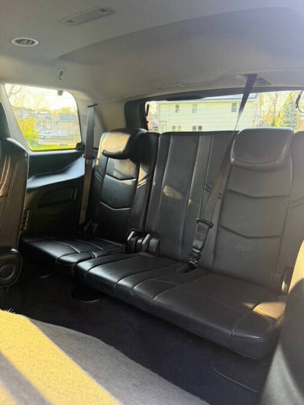 2018 Cadillac Escalade Luxury