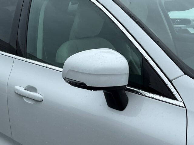 2022 Volvo XC60 B5 Inscription