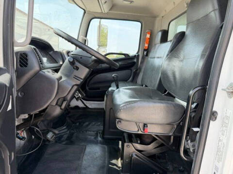 2019 Hino 268A