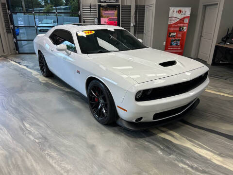 2016 Dodge Challenger SRT 392
