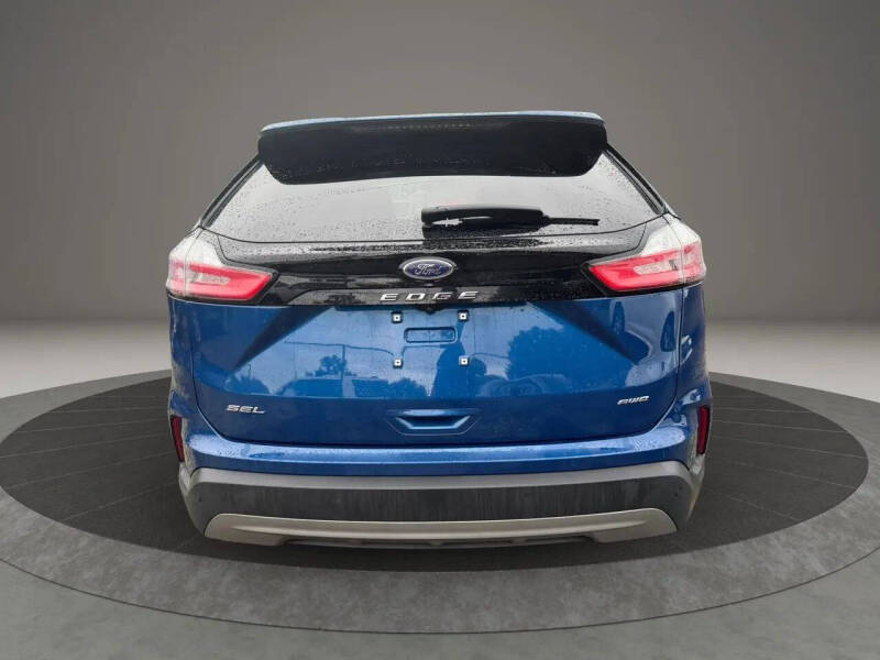 2023 Ford Edge