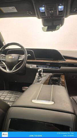 2023 Cadillac Escalade Sport Platinum