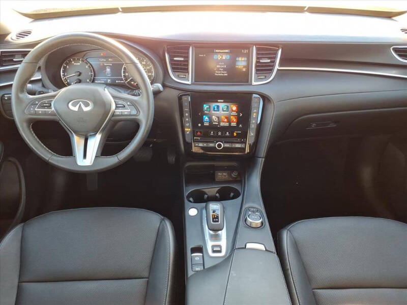 2025 Infiniti QX50 Luxe