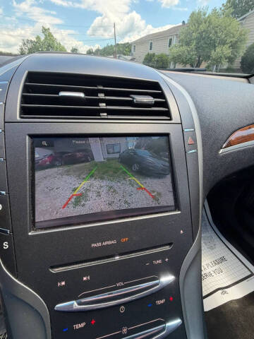 2016 Lincoln MKZ
