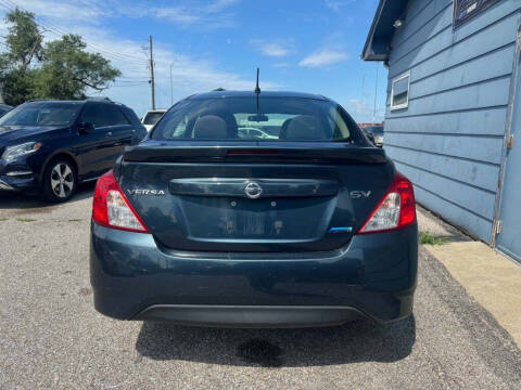2015 Nissan Versa