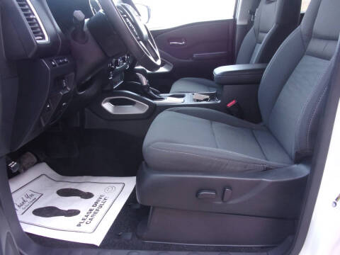 2024 Nissan Frontier SV