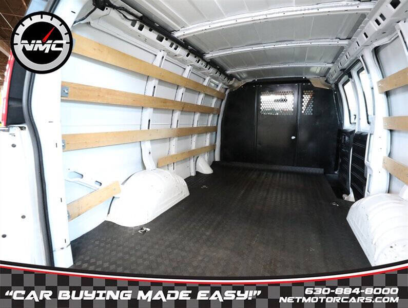 2022 Chevrolet Express 2500