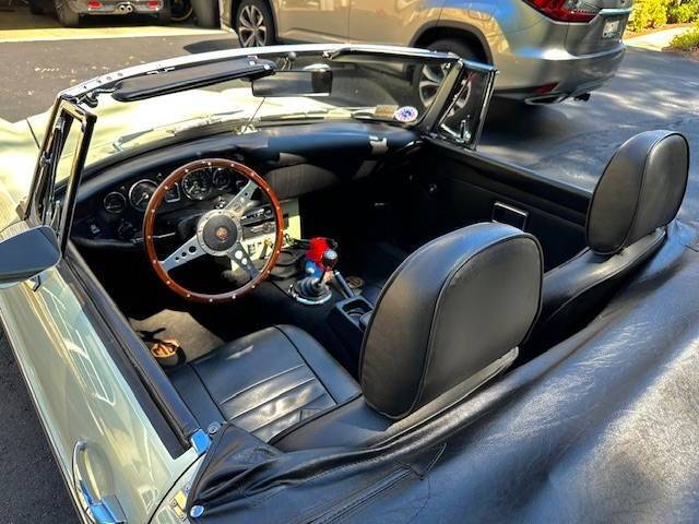1969 MG MGC