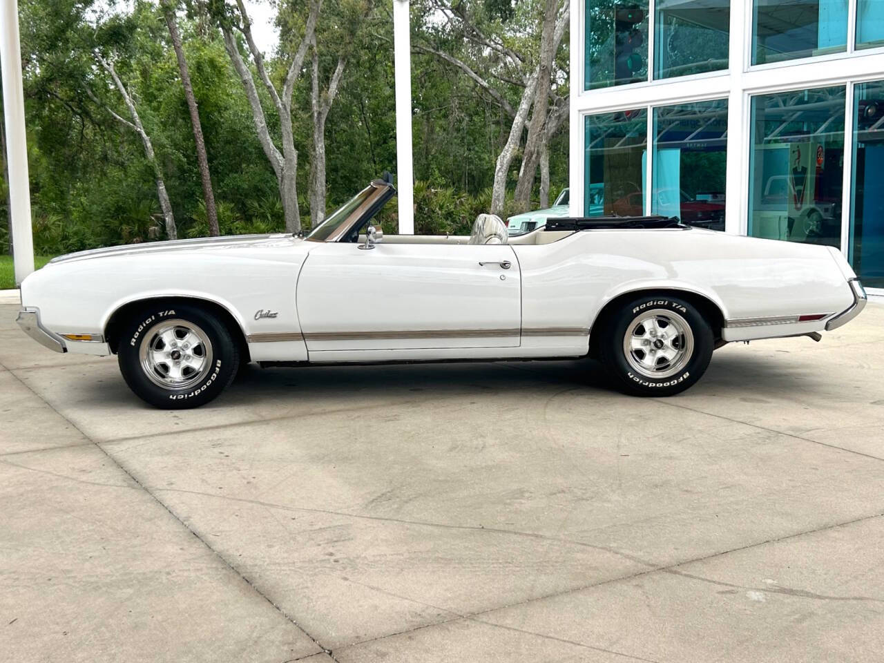 1970 Oldsmobile Cutlass 11
