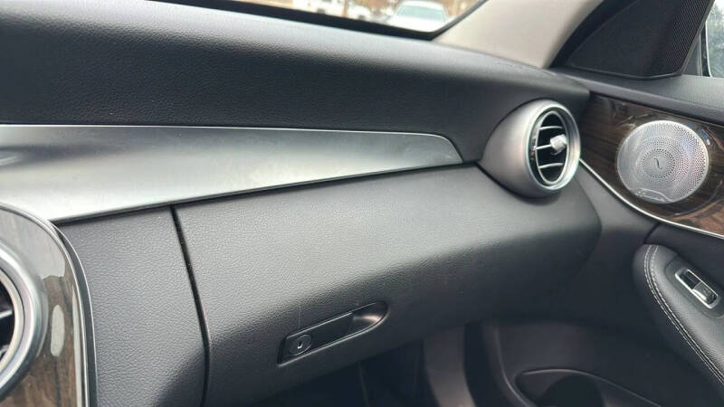 2017 Mercedes-Benz C-Class