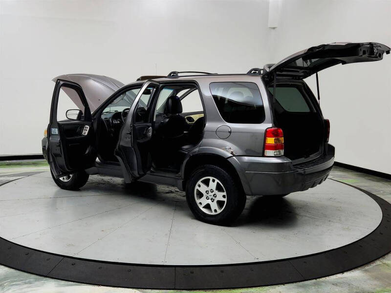 2005 Ford Escape Limited