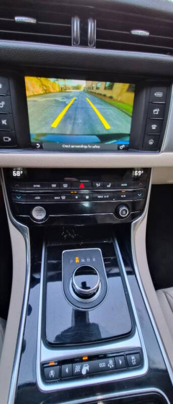 2017 Jaguar XF 20d Premium