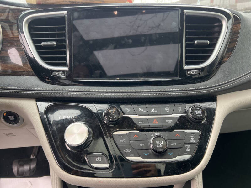 2022 Chrysler Pacifica Limited