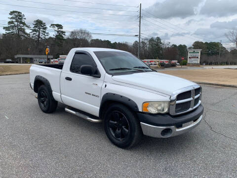 2002 Dodge Ram 1500 for sale at First Auto Sales in Winder GA