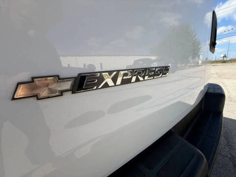 2019 Chevrolet Express 2500