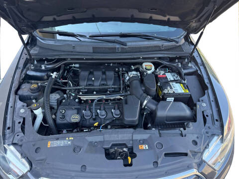 2015 Ford Taurus Limited