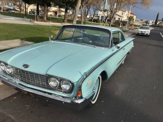 1960 Ford Starliner