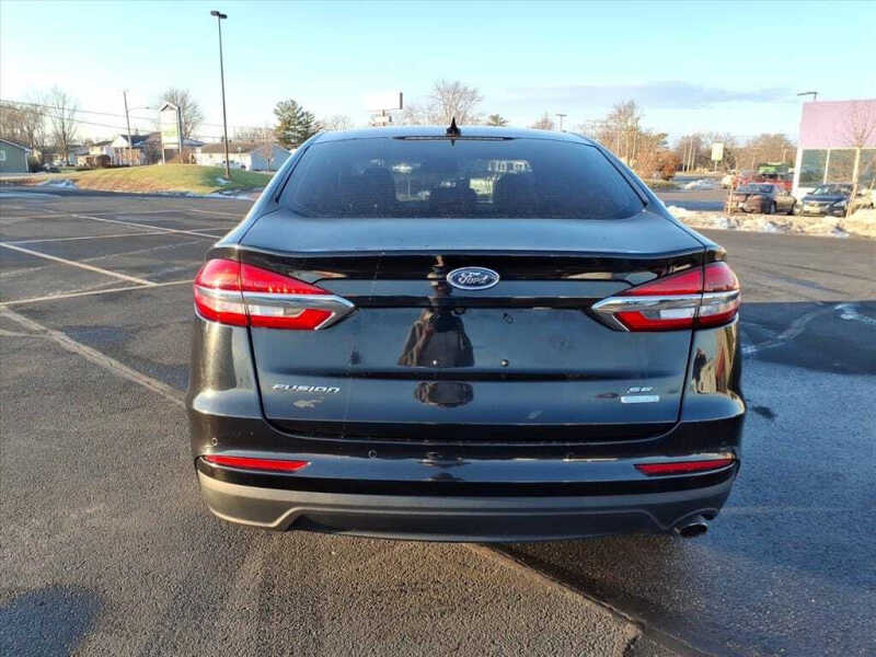 2020 Ford Fusion SE
