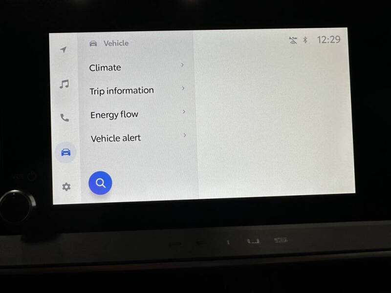 2025 Toyota Prius XLE