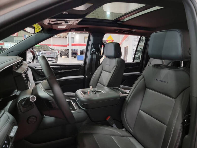 2024 GMC Yukon XL Denali