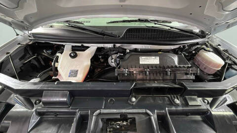 2024 Chevrolet Express 2500