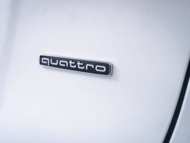 2025 Audi Q5 quattro Prestige TFSI