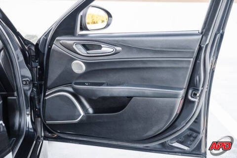 2019 Alfa Romeo Giulia Quadrifoglio