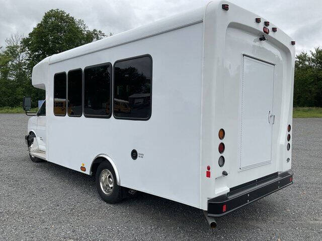 2022 Chevrolet Express 4500