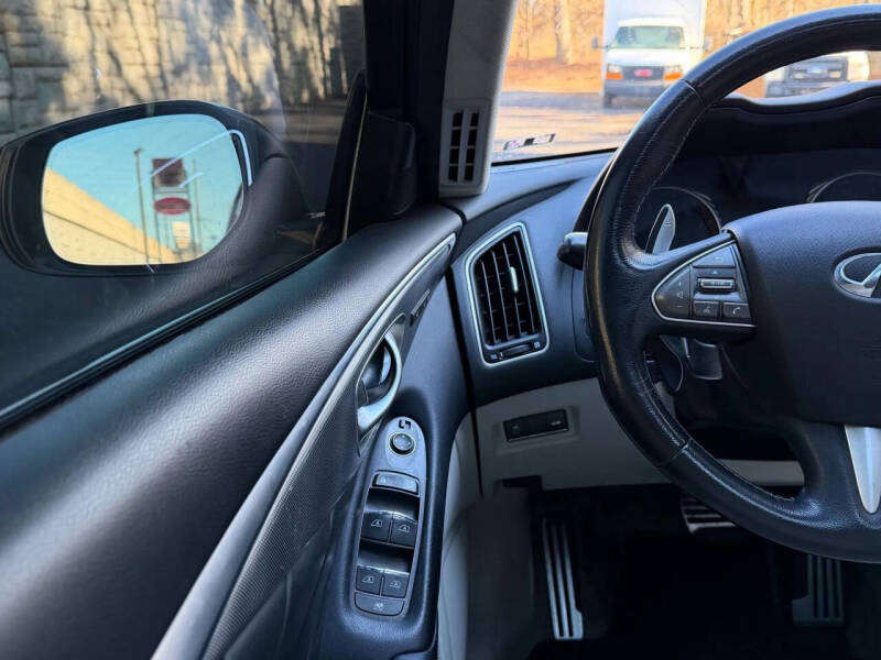 2016 Infiniti Q50 Red Sport 400