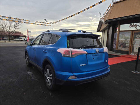 2017 Toyota RAV4 LE