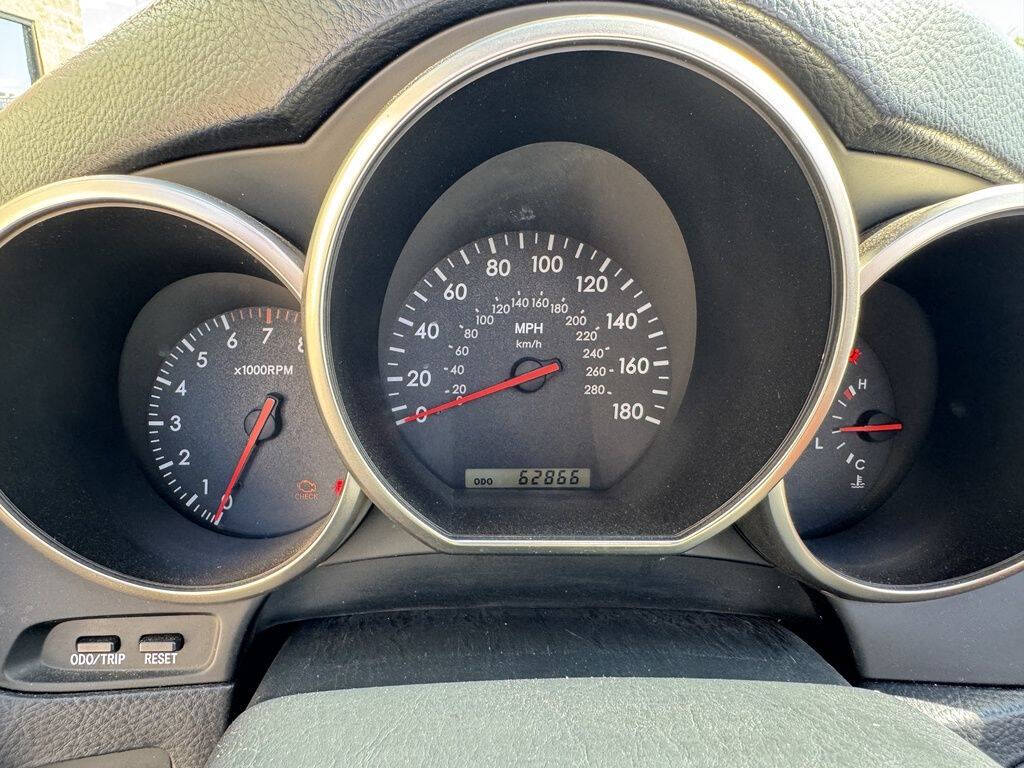 2004 Lexus SC 430 13