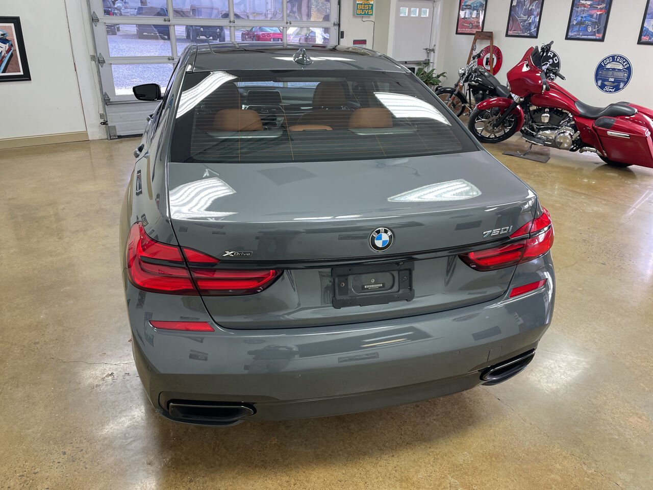 2018 BMW 7 Series 5